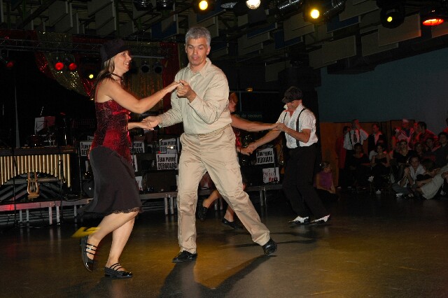 min 2005 11 12 fous swing 074